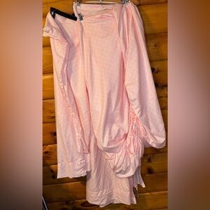 King Sheet Set By Cannon. Pink and White Delicate Pattern